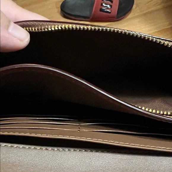 Coach Brown Floral Clutch - Picture 5 of 6